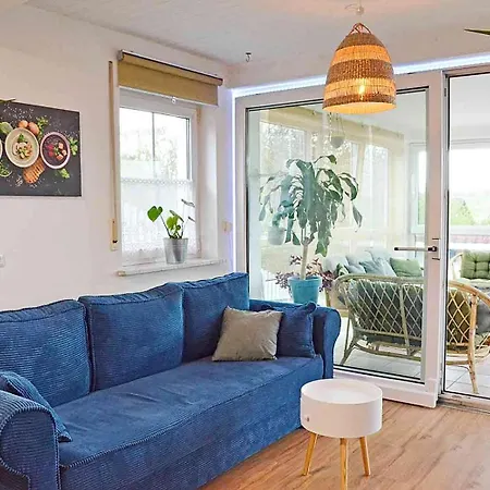 Apartment Wintergarten Mit Feldblick